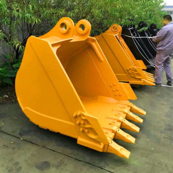 types of excavator buckets