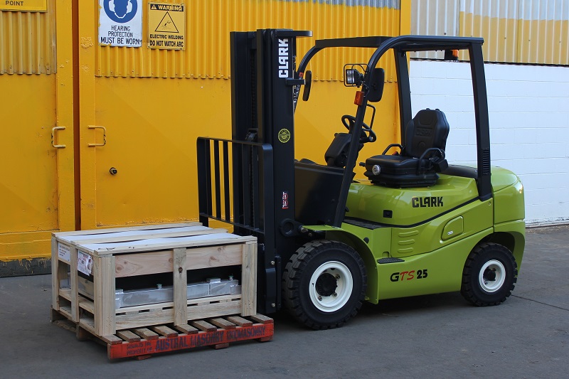 pallet jack not lifting
electric forklift charging station
